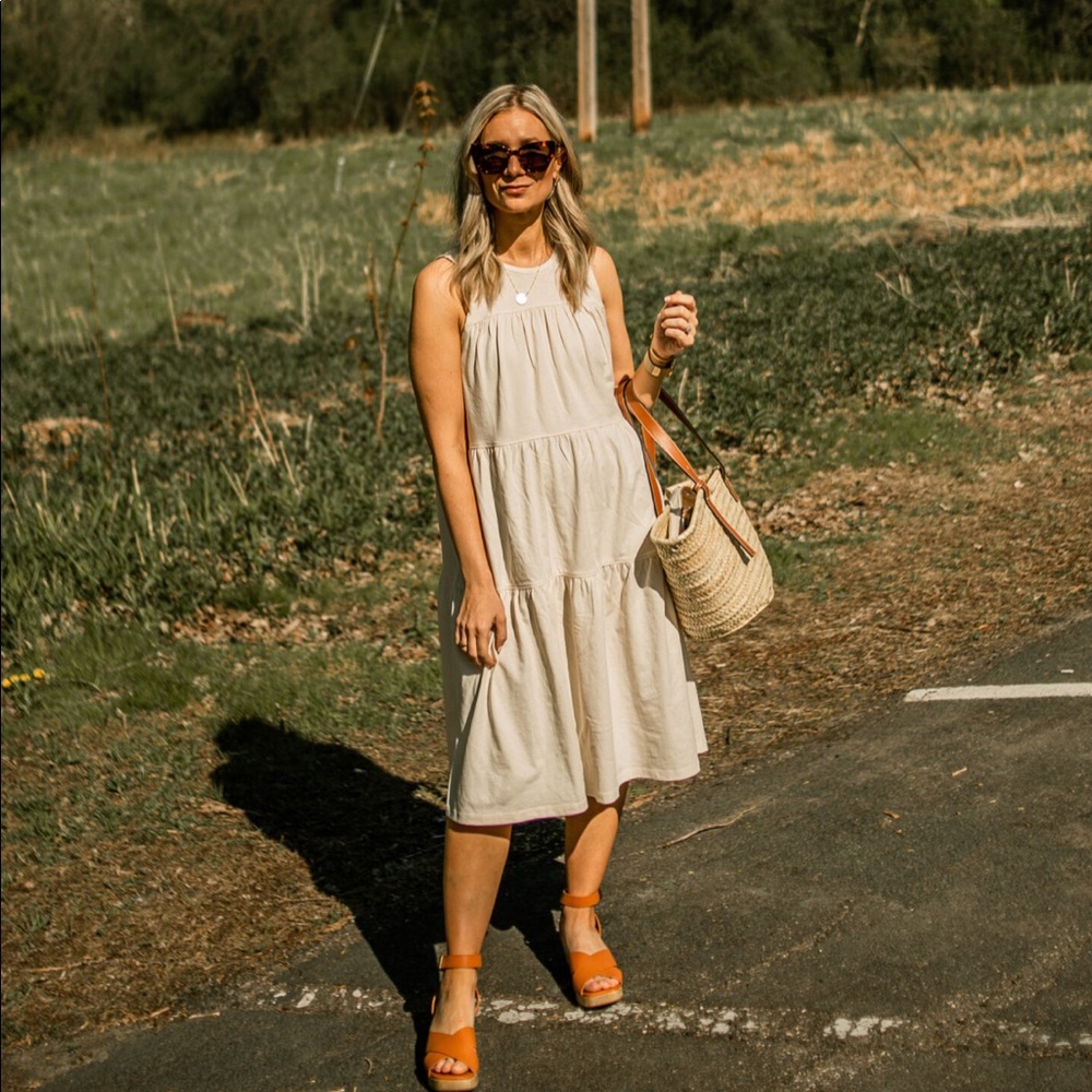 Everlane Weekend Tiered Dress NWT